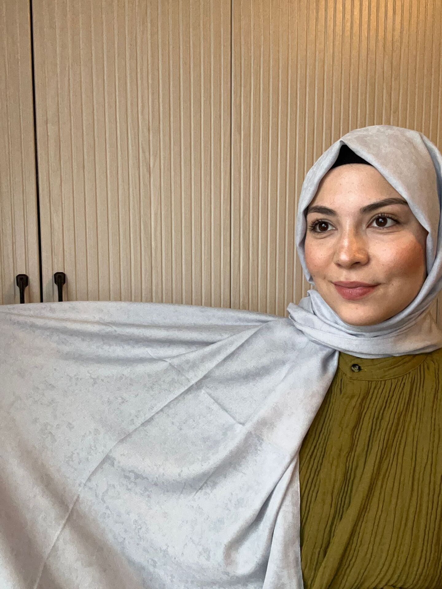 Harem Scarf Gold Silvia Şal Gümüş