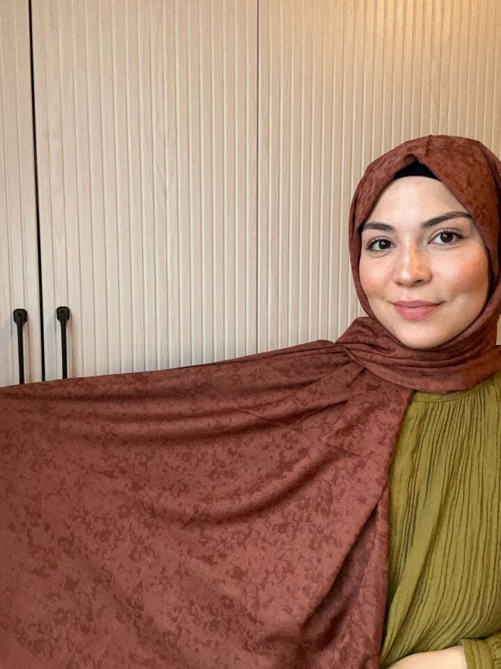 Harem Scarf Gold Silvia Şal Çikolata