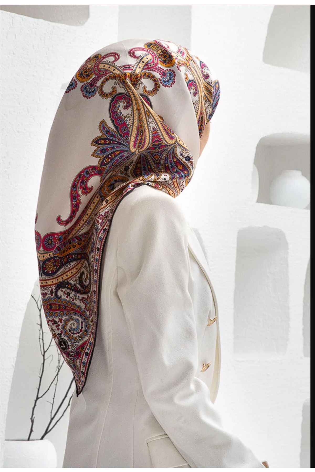 %100 Twill İpek Şal Desenli Lacivert - Gold