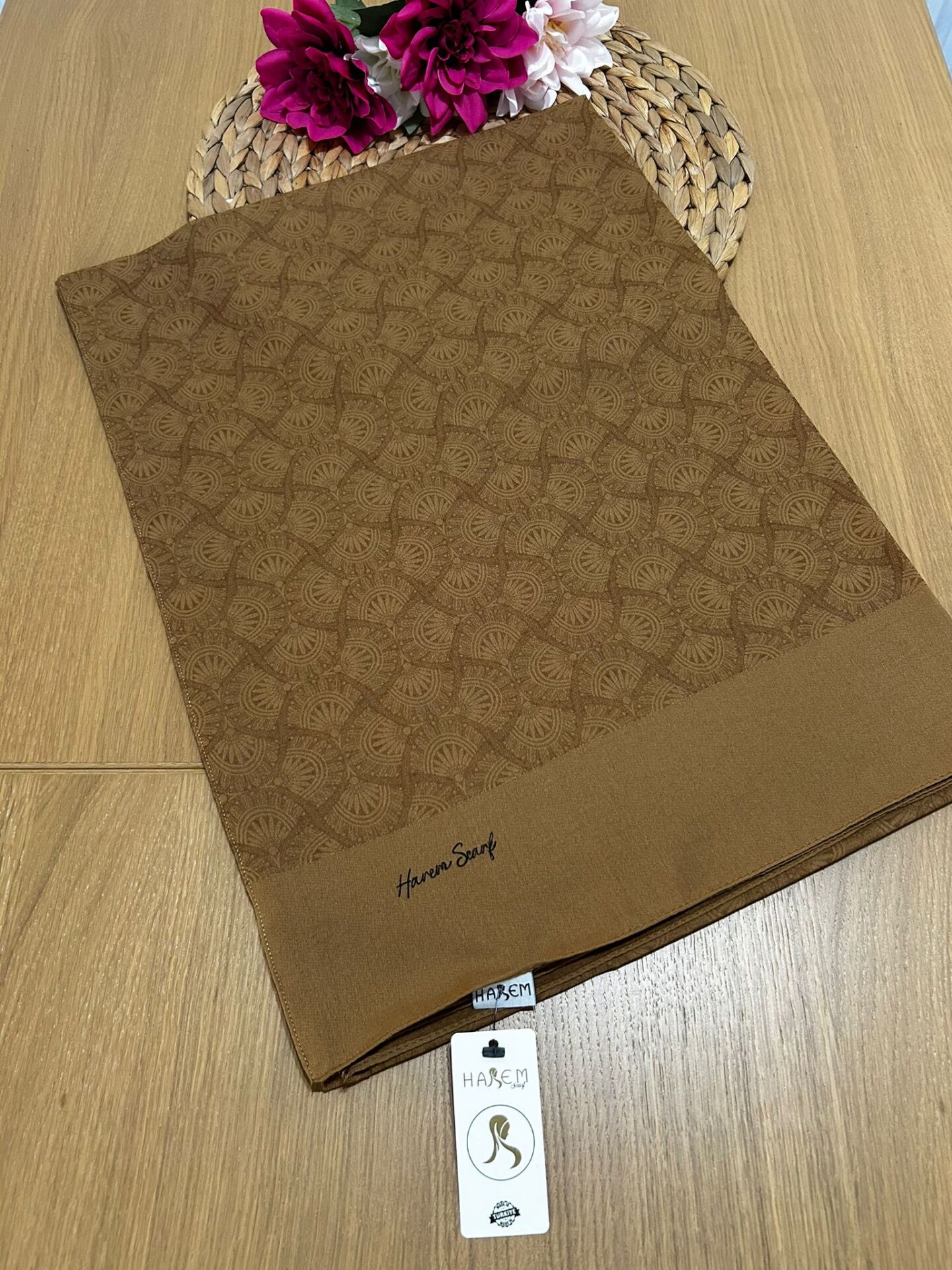 Harem Scarf Gold Sahra Şal Fındık