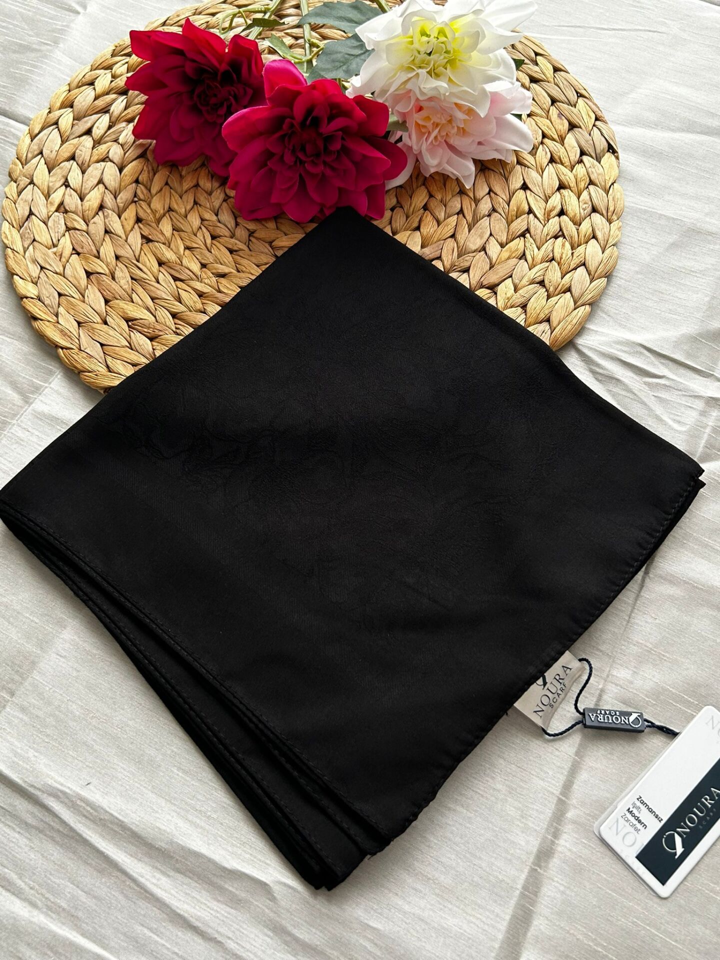 Harem Scarf Silver Neva Eşarp Siyah