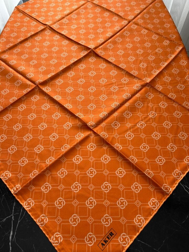 Aker Tivil İpek Eşarp  8686713-964