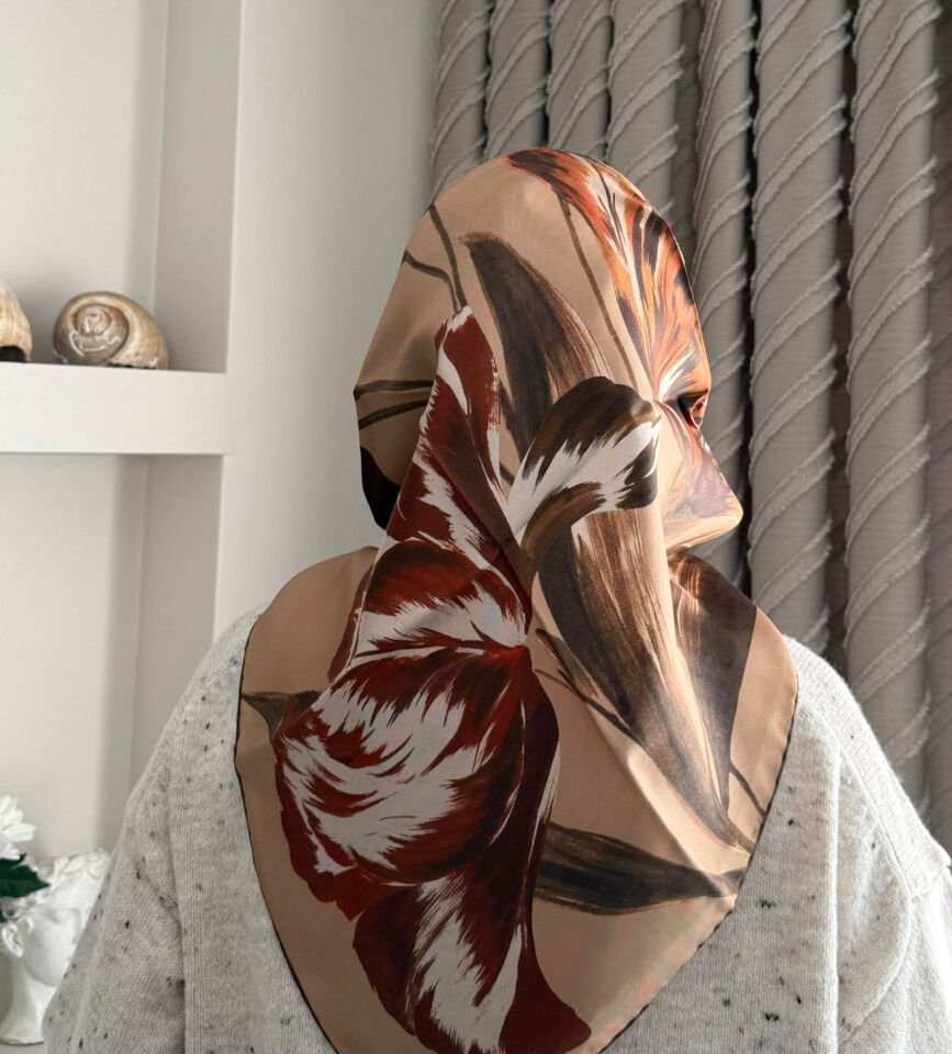 Armine 2026 İlkbahar Yaz Tivil İpek Eşarp 9506-82