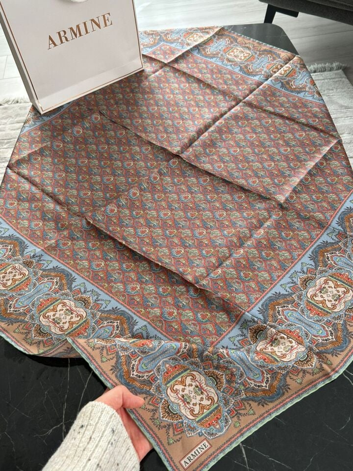 Armine 2026 İlkbahar Yaz Tivil İpek Eşarp 9518-83