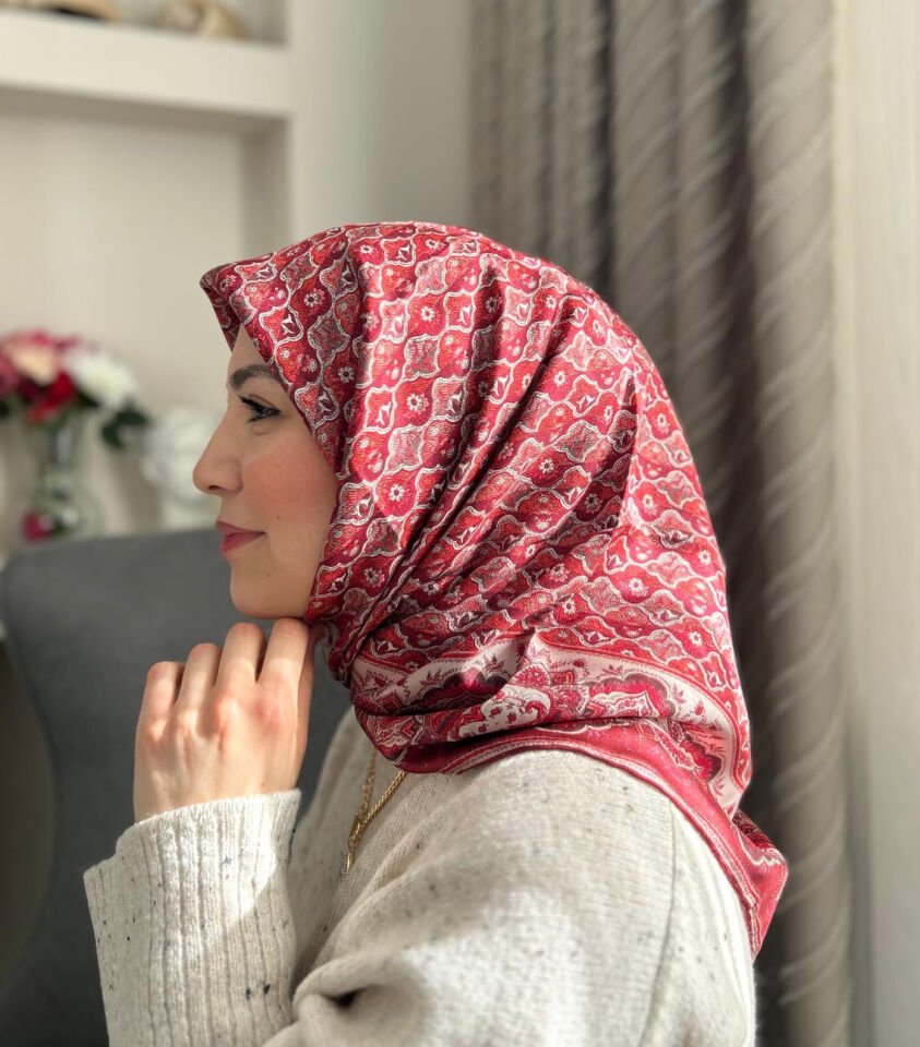 Armine 2026 İlkbahar Yaz Tivil İpek Eşarp 9518-02