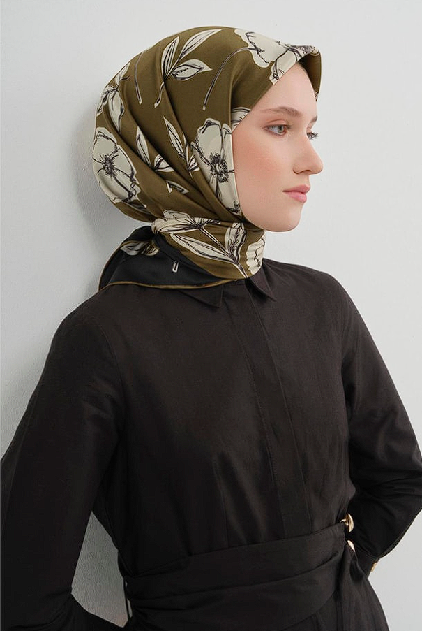 Armine 2026 İlkbahar Yaz Tivil İpek Eşarp 9536-35