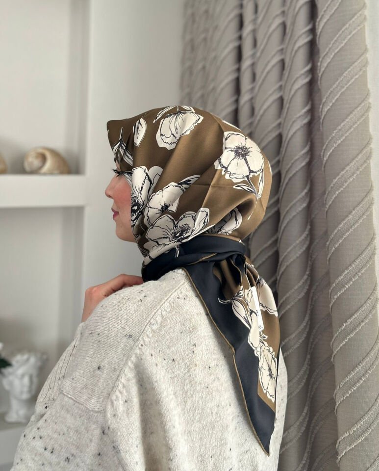 Armine 2026 İlkbahar Yaz Tivil İpek Eşarp 9536-35