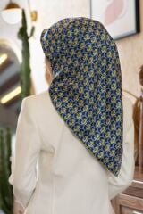 %100 Twill İpek Geometrik Desenli Lacivert - Fıstık Yeşili Renkli 90x90 Eşarp Dikim Şekli : El Dikiş