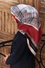 %100 Twill İpek Ekose Desenli Bordo Renkli 90x90 Eşarp Dikim Şekli : El Dikişi