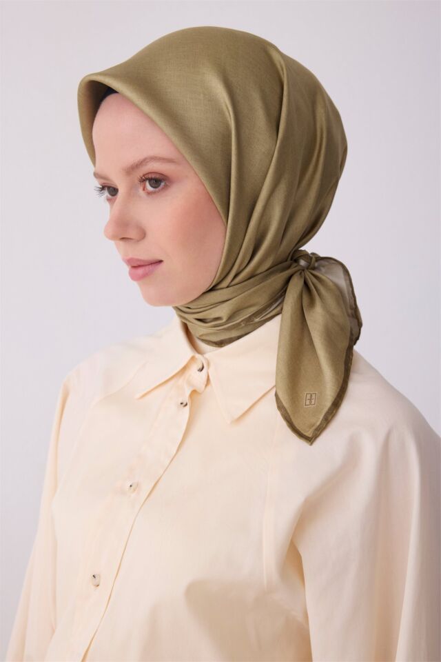 Belli 2026 Yaz Sezonu Tivil İpek Eşarp 4305-80