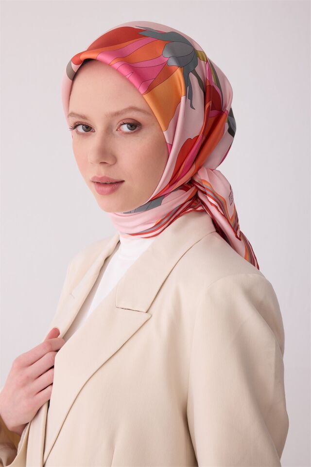 Belli 2026 Yaz Sezonu Tivil İpek Eşarp 4303-55