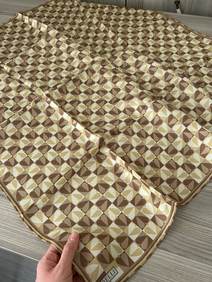 Belli 2026 Yaz Sezonu Tivil İpek Eşarp 4322-81