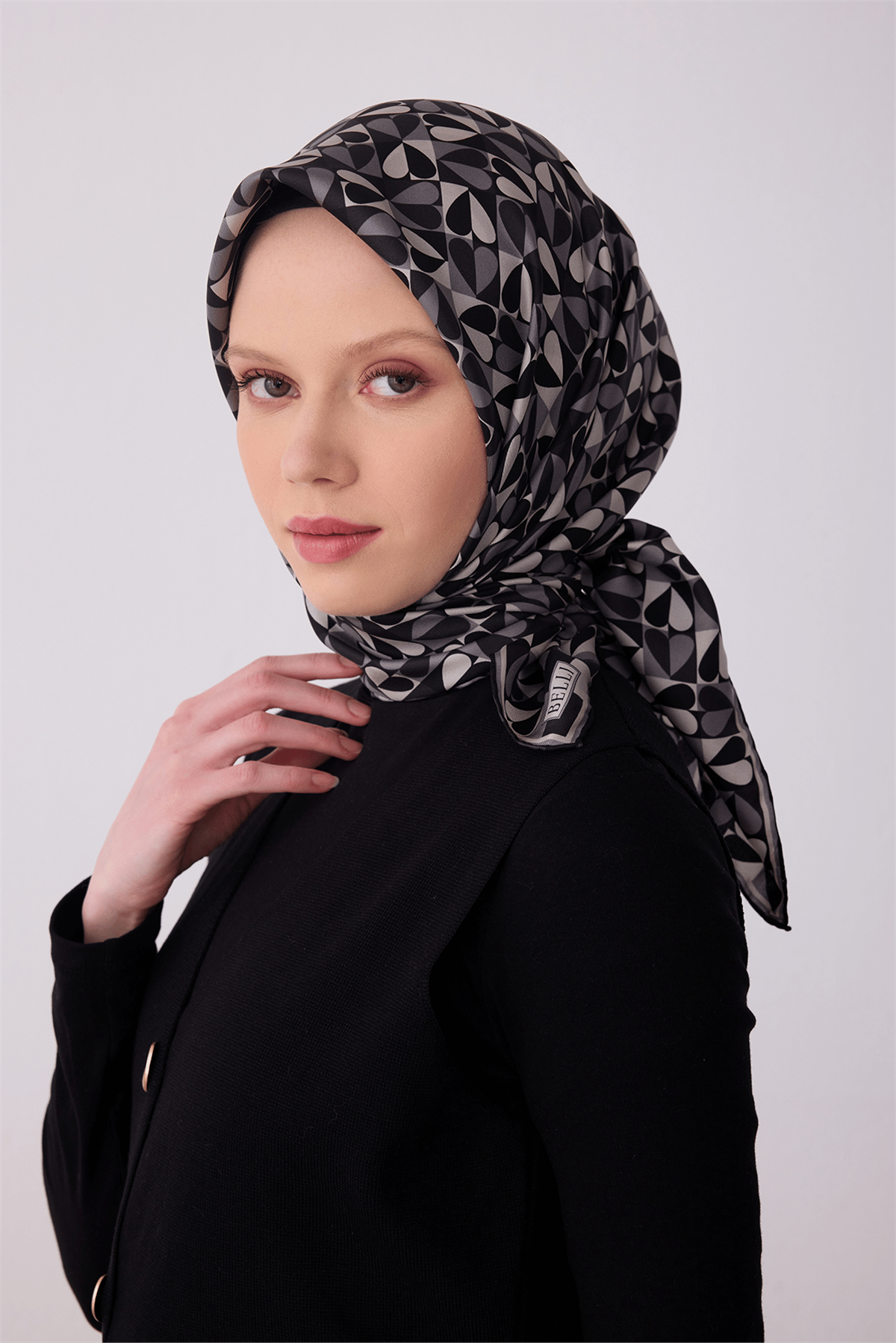 Belli 2026 Yaz Sezonu Tivil İpek Eşarp 4322-85