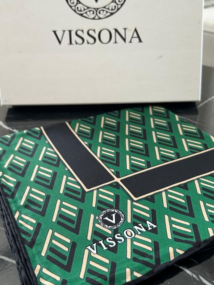 Vissona Twill İpek Geometrik Desenli Eşarp  Zümrüt Yeşili