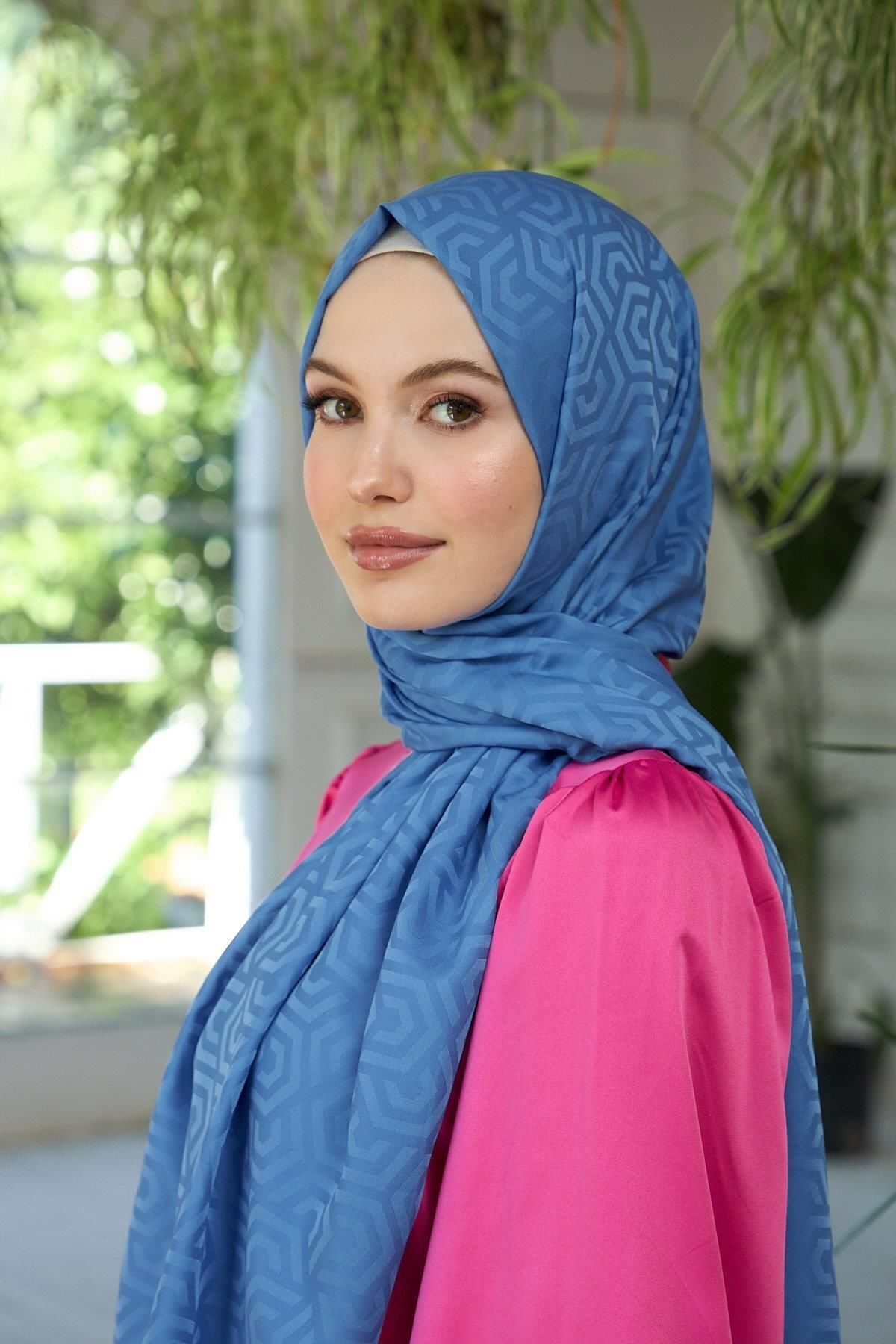 İpekhan Yaz Işıltısı İpeksi Jakar Şal İndigo 9013-21
