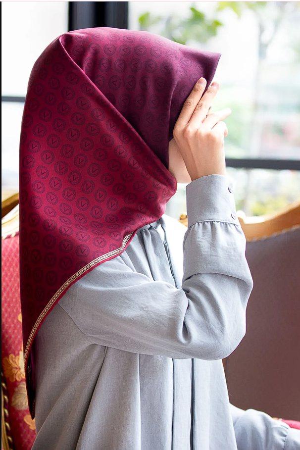 Vissona Twill İpek Monogram Desenli Eşarp Bordo