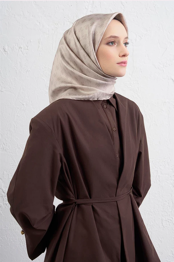 Armine Monogram Desenli Saf İpek Twill Eşarp 9412-82