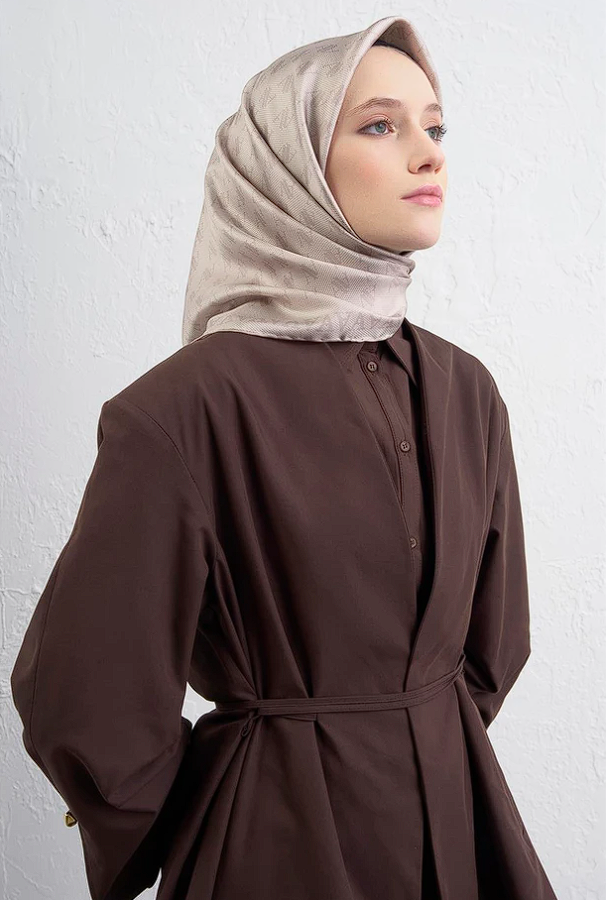 Armine Monogram Desenli Saf İpek Twill Eşarp 9412-82