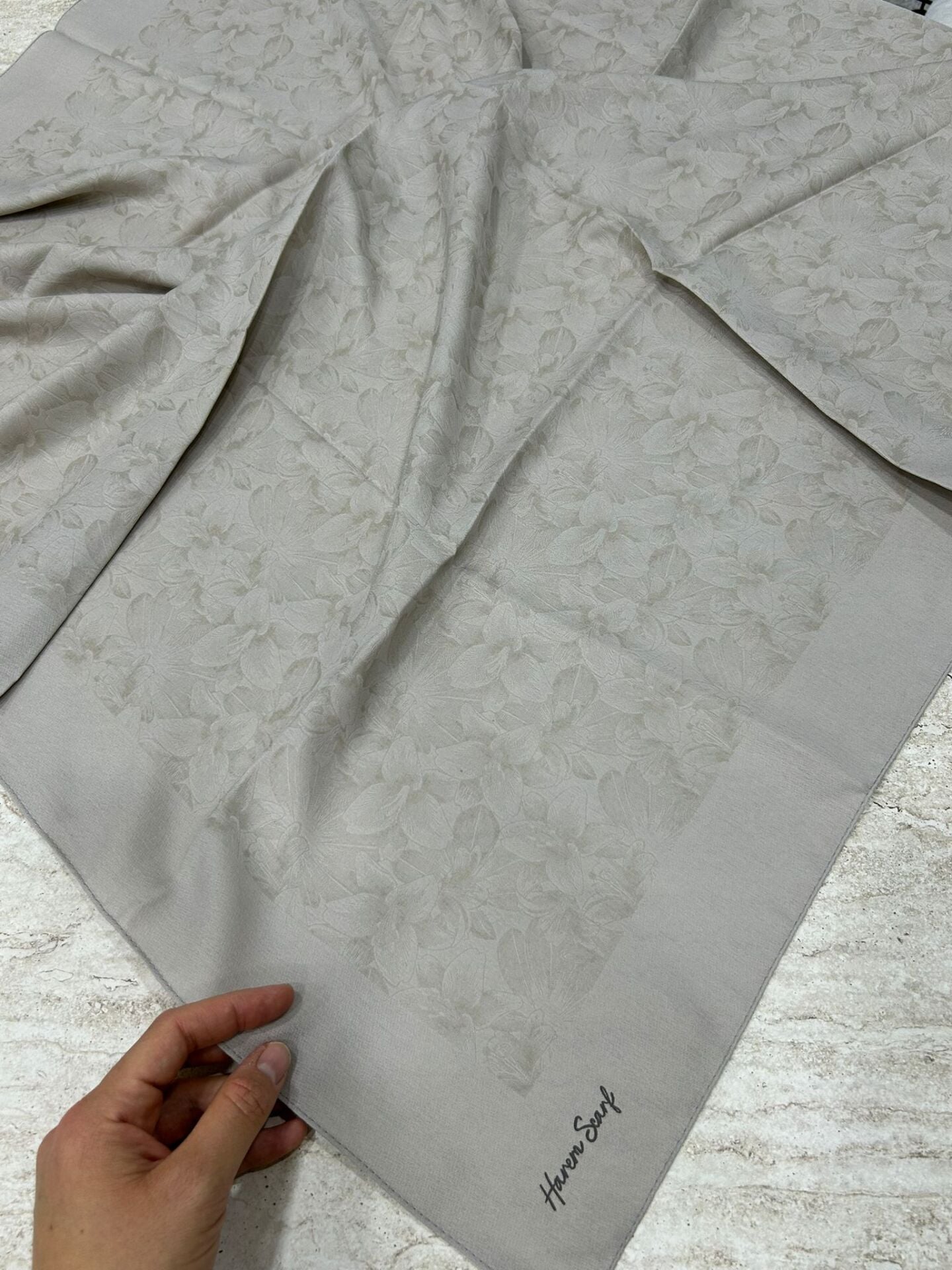 Harem Scarf Gold Derin Eşarp Kum Beji