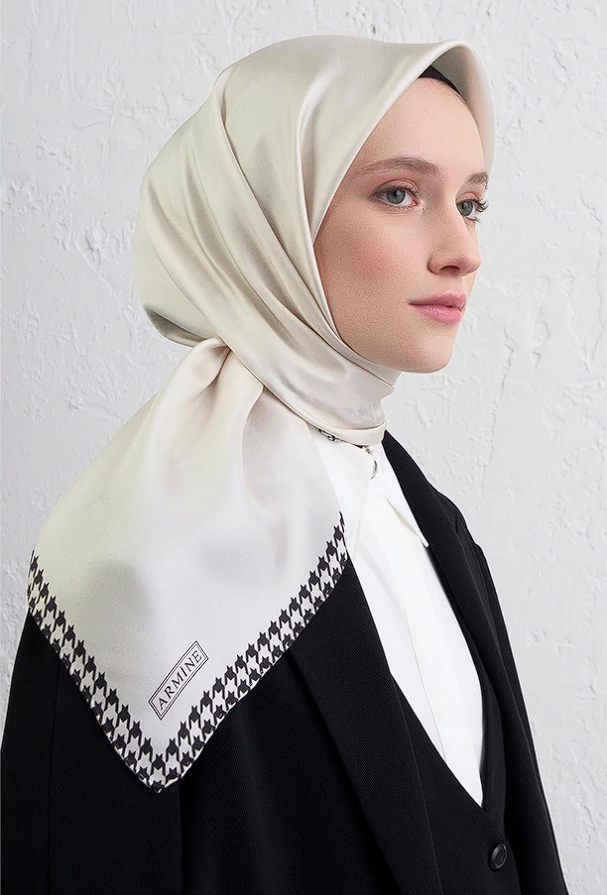 Armine Saf İpek Sura Eşarp 9443-02