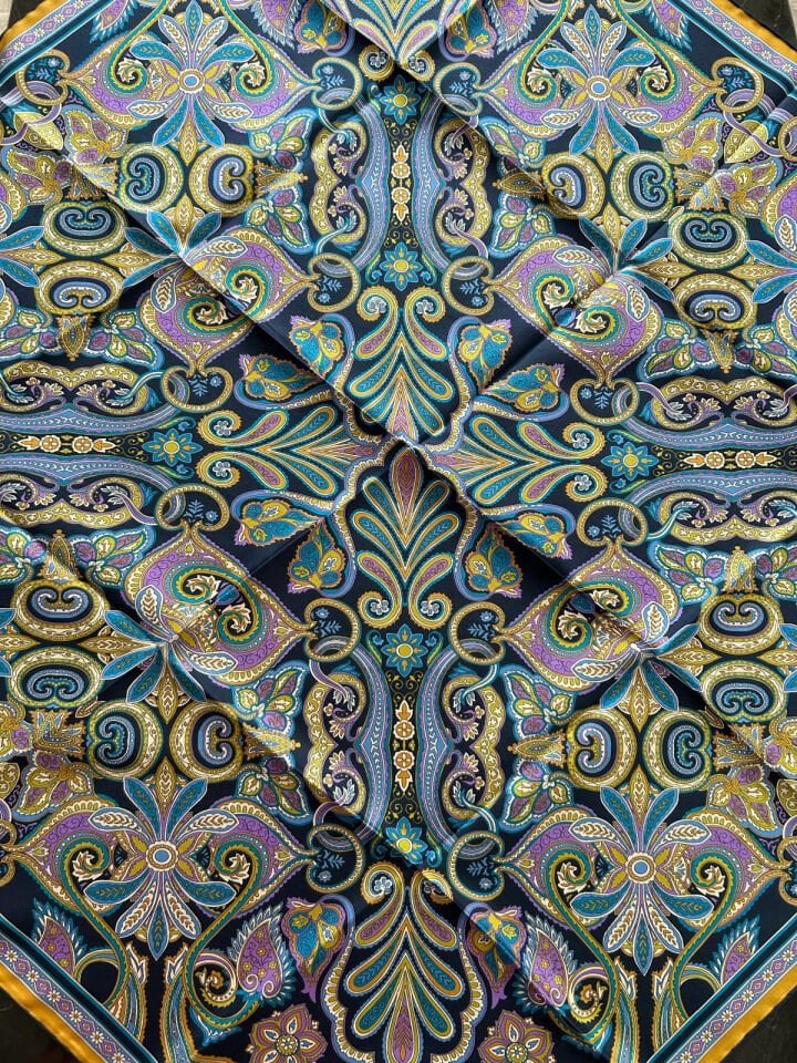 Armine Etnik Desen Saf İpek Twill Eşarp 9421-08