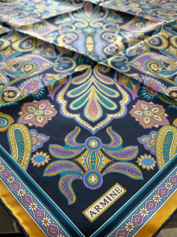 Armine Etnik Desen Saf İpek Twill Eşarp 9421-08
