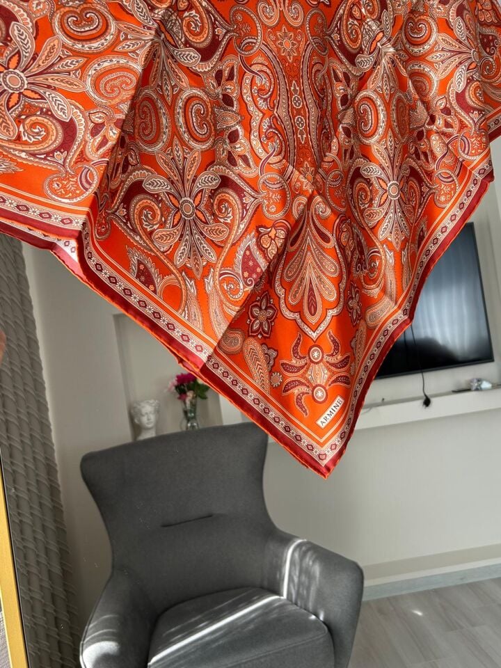 Armine Etnik Desen Saf İpek Twill Eşarp 9421-34