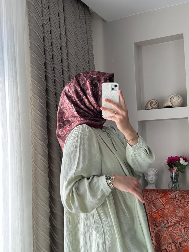 Armine Etnik Desen Saf İpek Twill Eşarp 9416-84