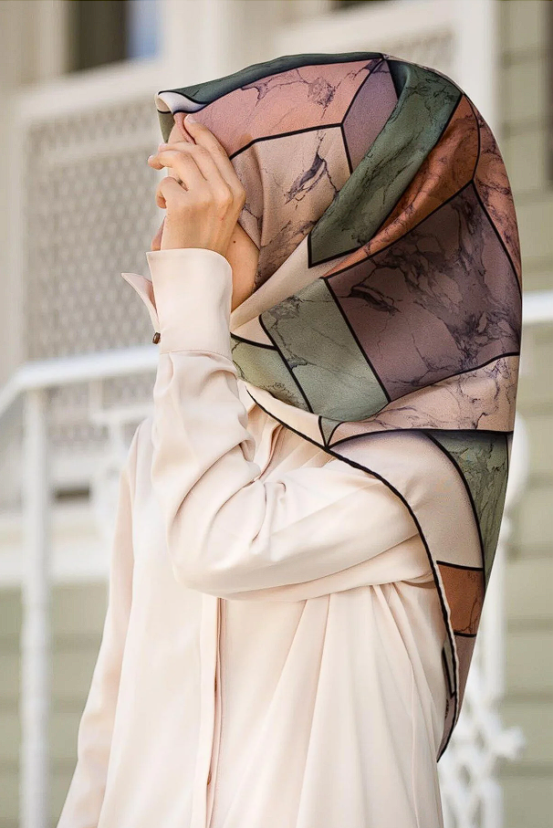 Vissona Geometrik Desen Twill İpek Eşarp Kahve