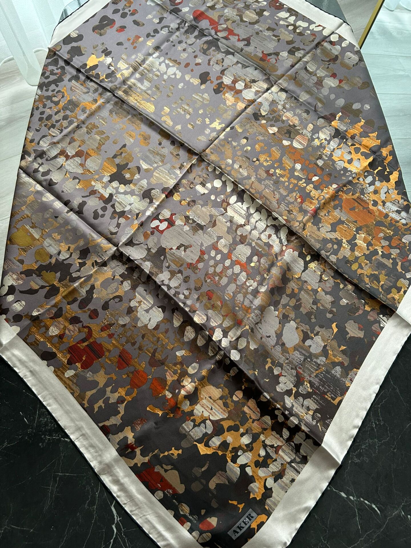 Aker Best Of Serisi Sura İpek Eşarp 8926701-313