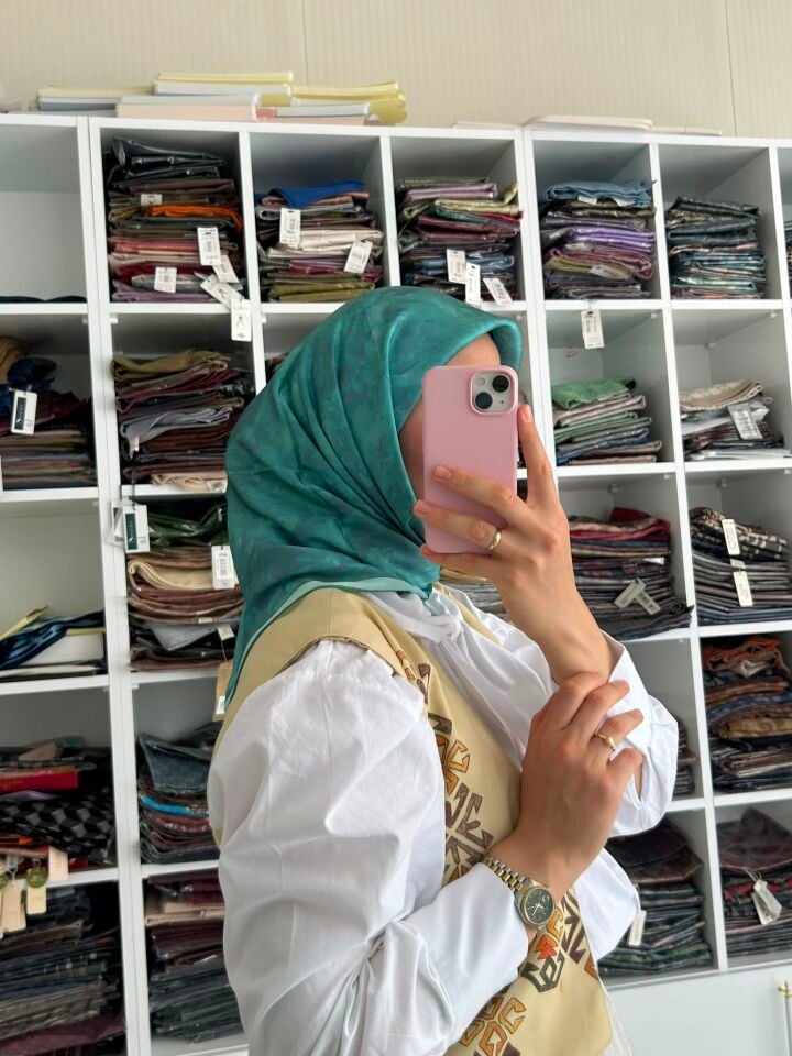 Aker Bulut Desen Sura İpek Eşarp 7208701-350