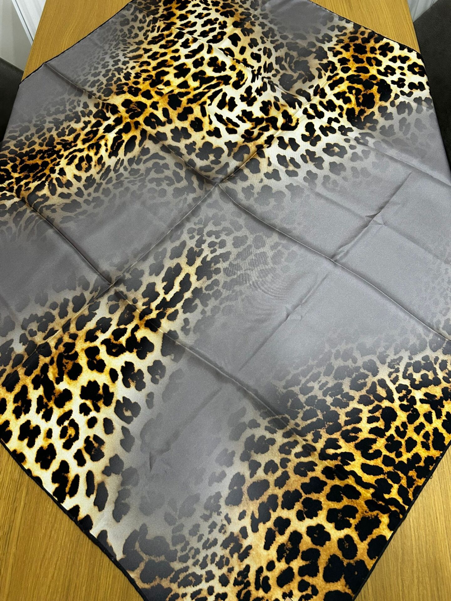 Aker Tivil İpek Eşarp 8438713-971