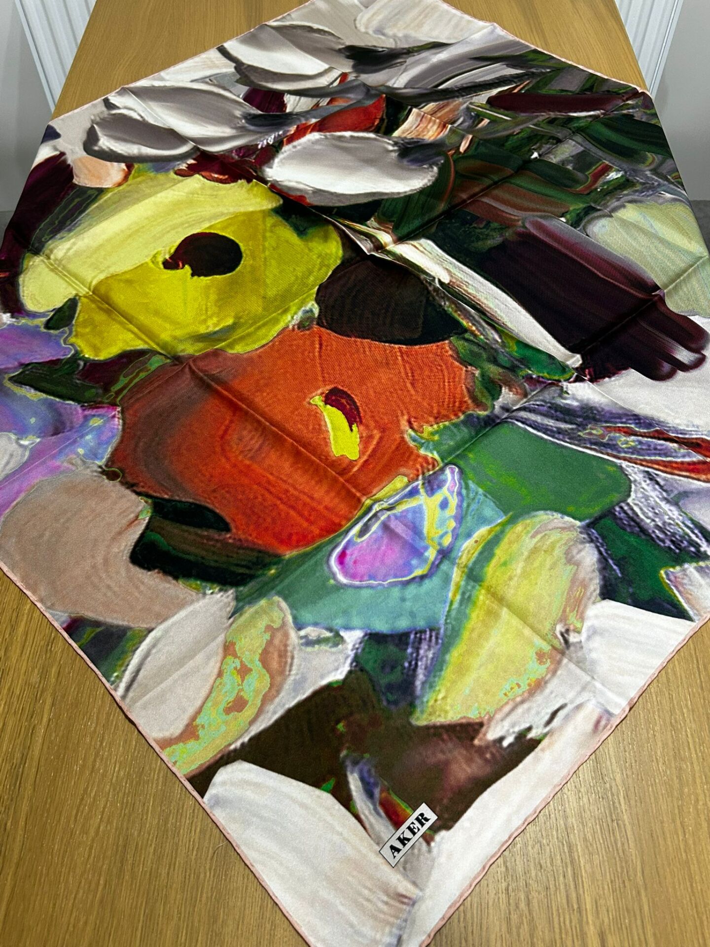 Aker Tivil İpek Eşarp 8517713-961