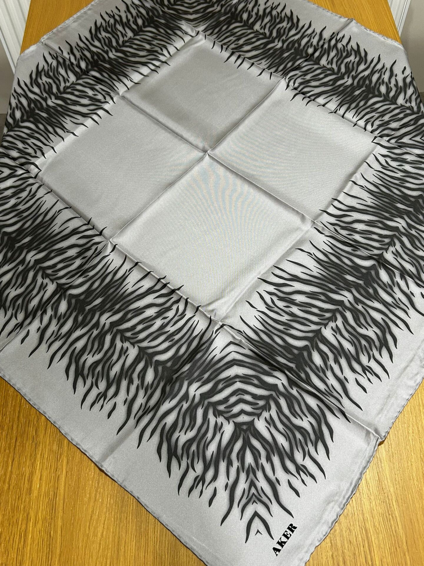 Aker Tivil İpek Eşarp 86772713-971