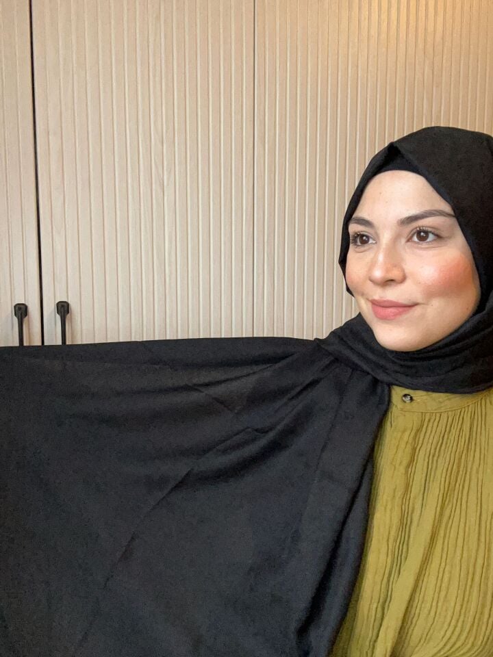 Harem Scarf Gold Silvia Şal Siyah